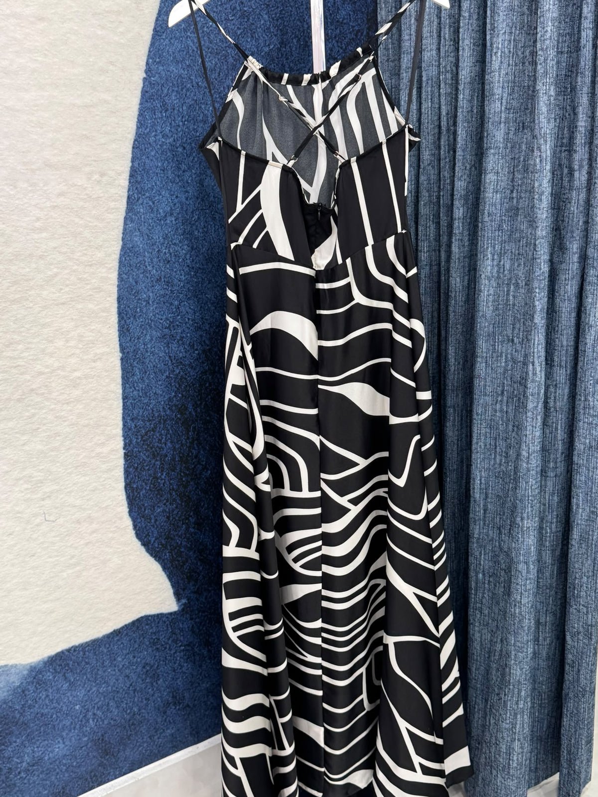Printed Satin Maxi Dress Black / White