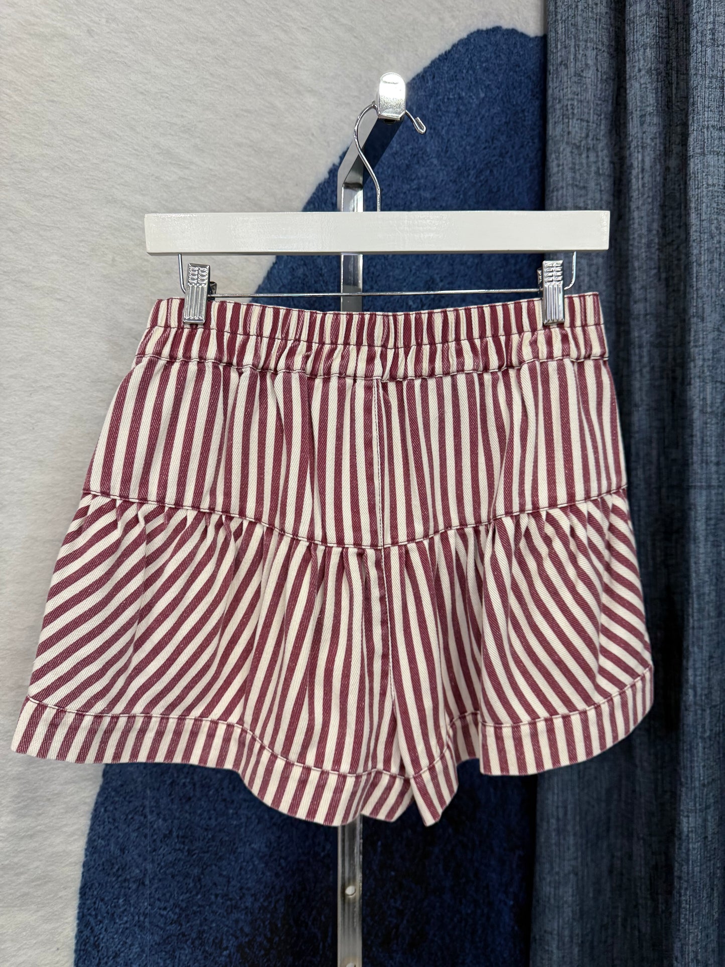 Stripe Pleated Short Mineral Cranberry