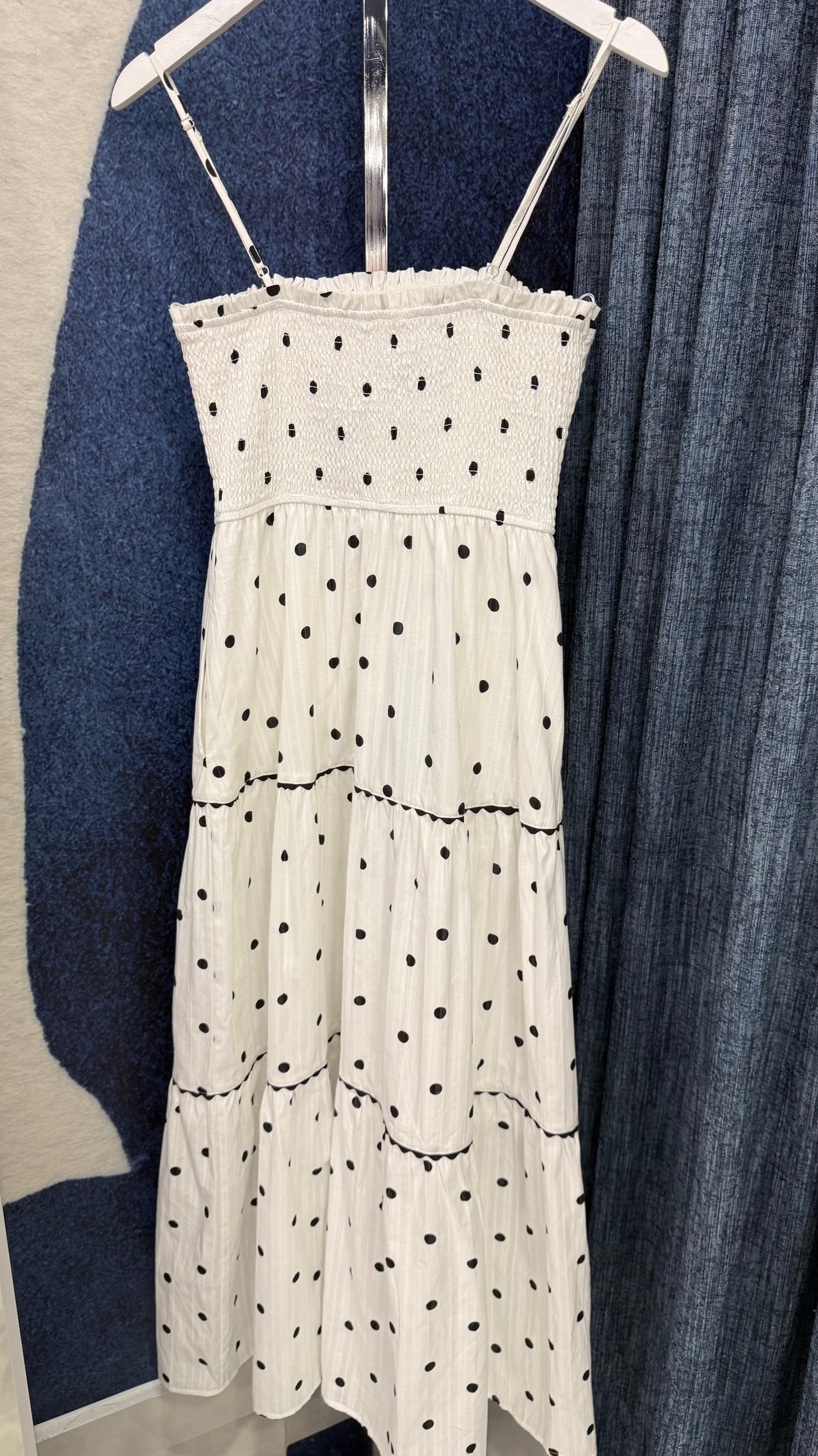 Polka Dots Maxi Dress White / Black