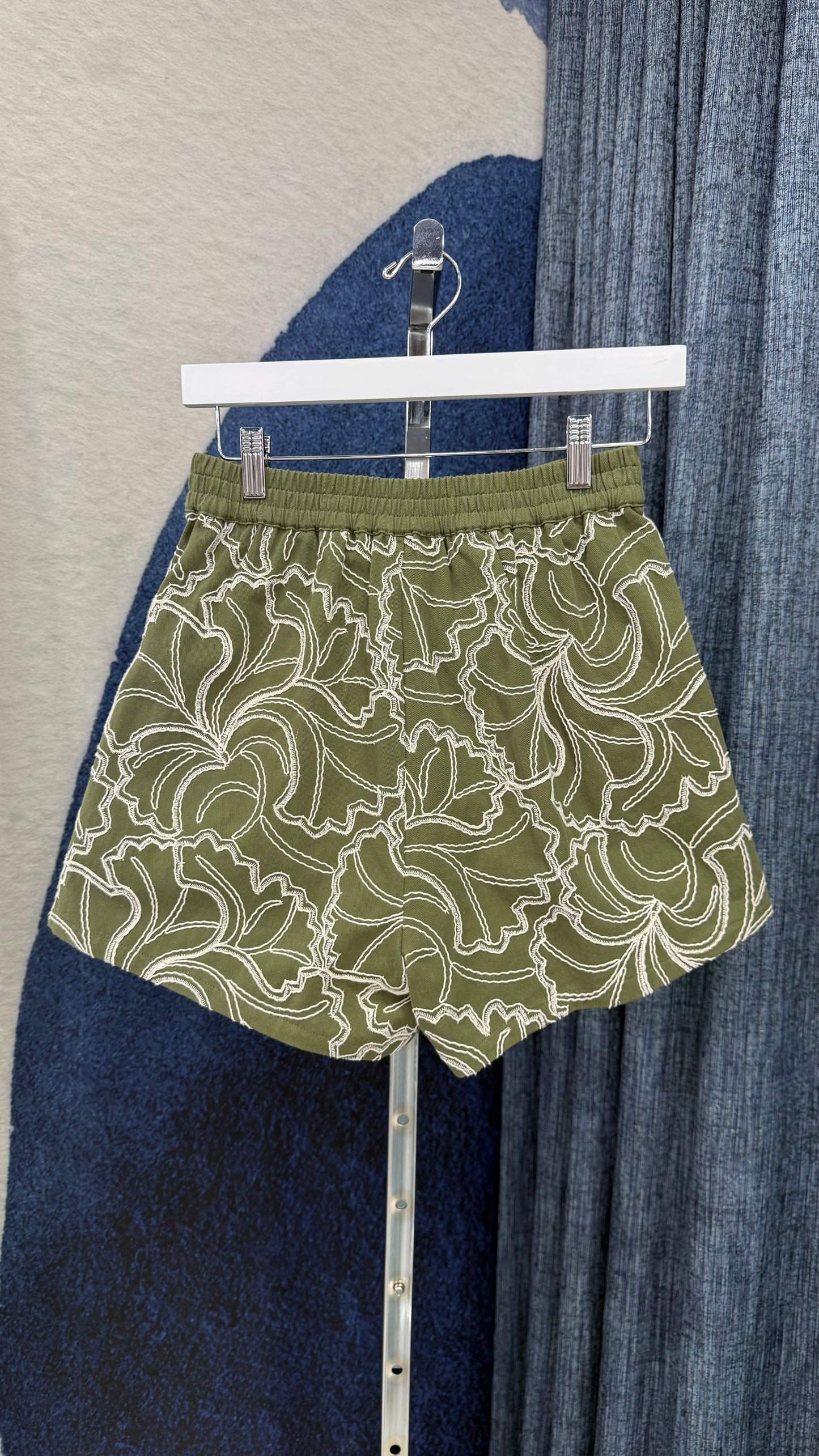 Embroidery Olive Short