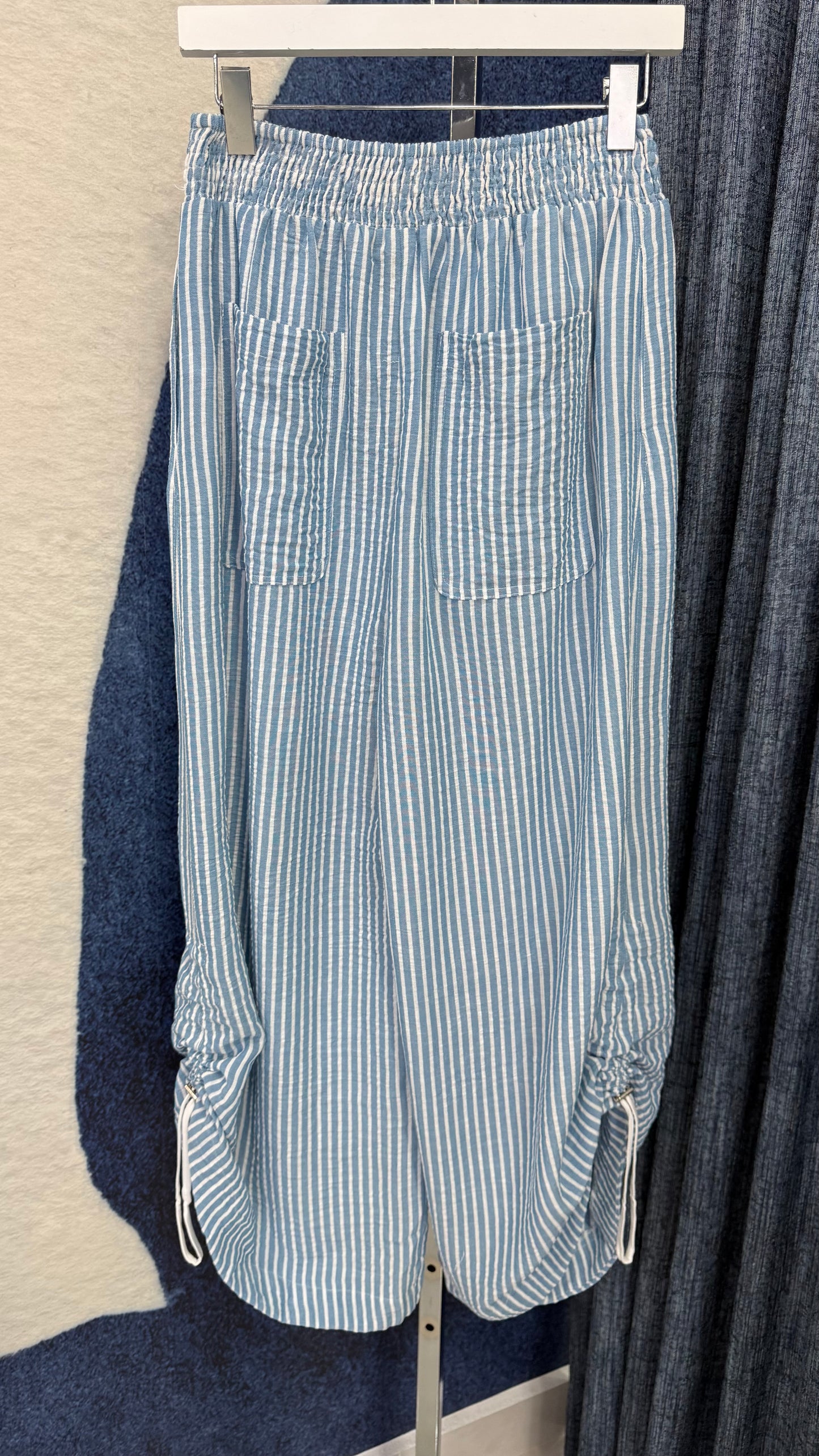Stripped Barrel Pant With Drawstring Blue