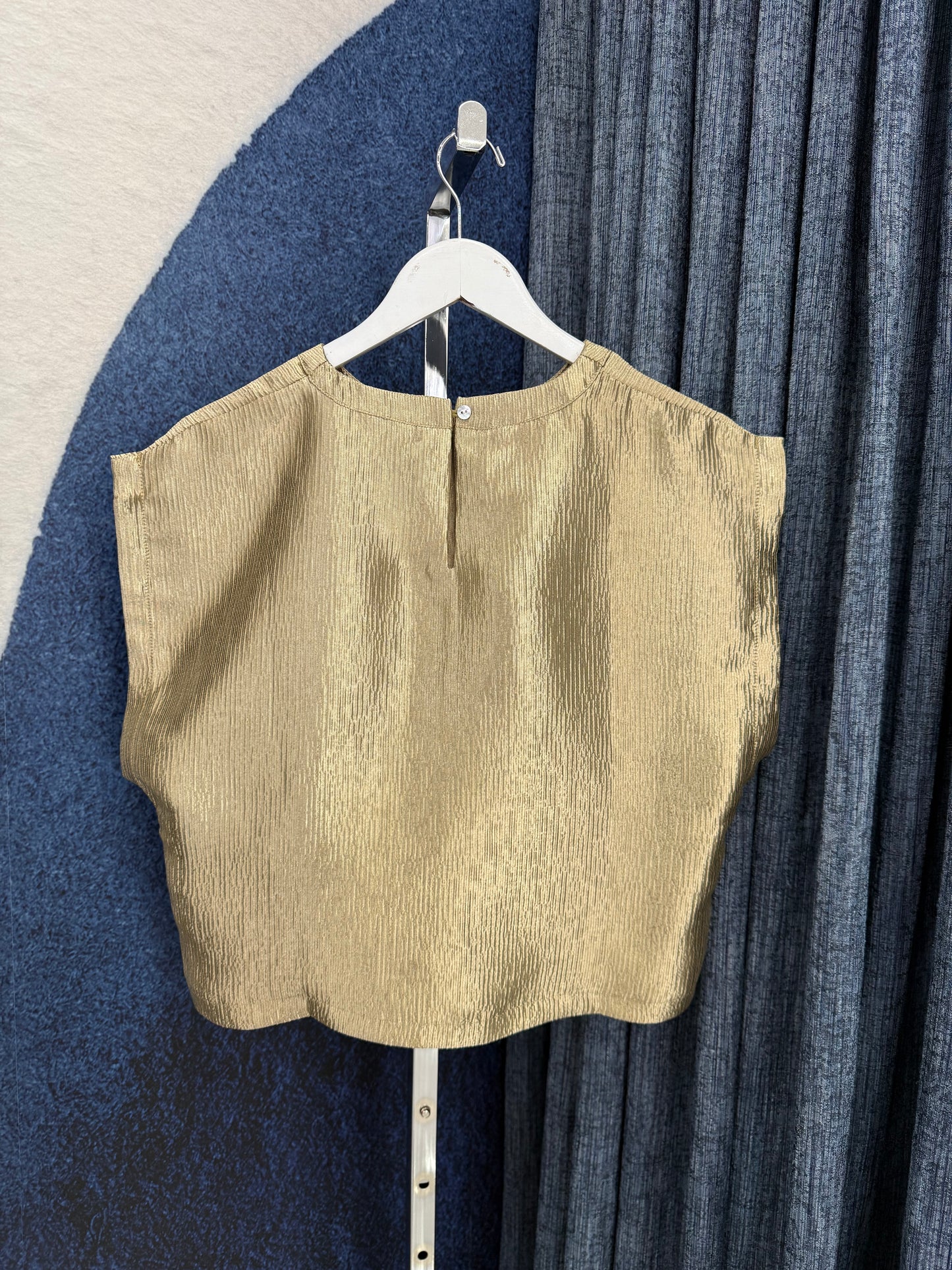Textured Top Gold