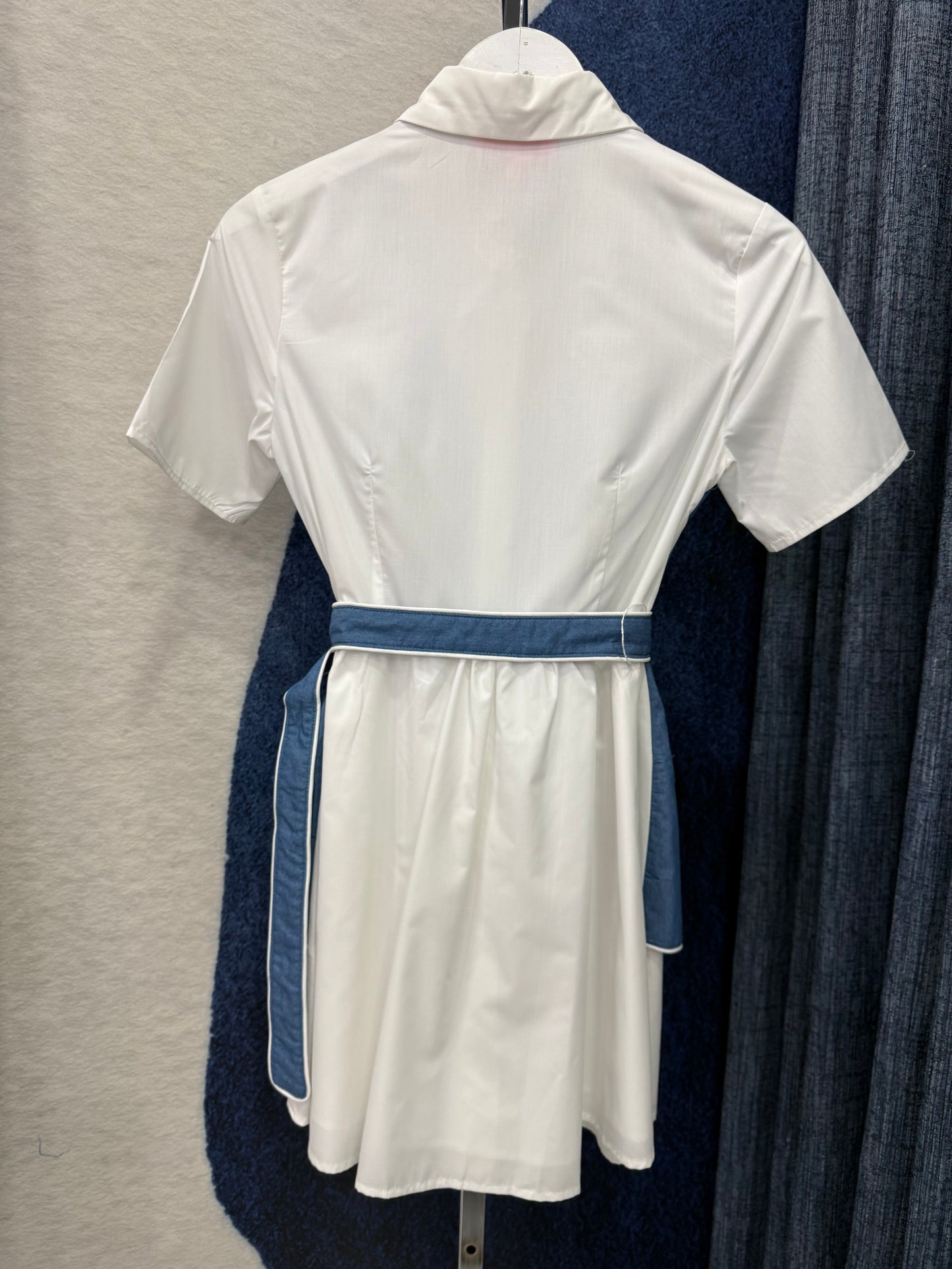 Shirt Dress ( Corre Pequeño )