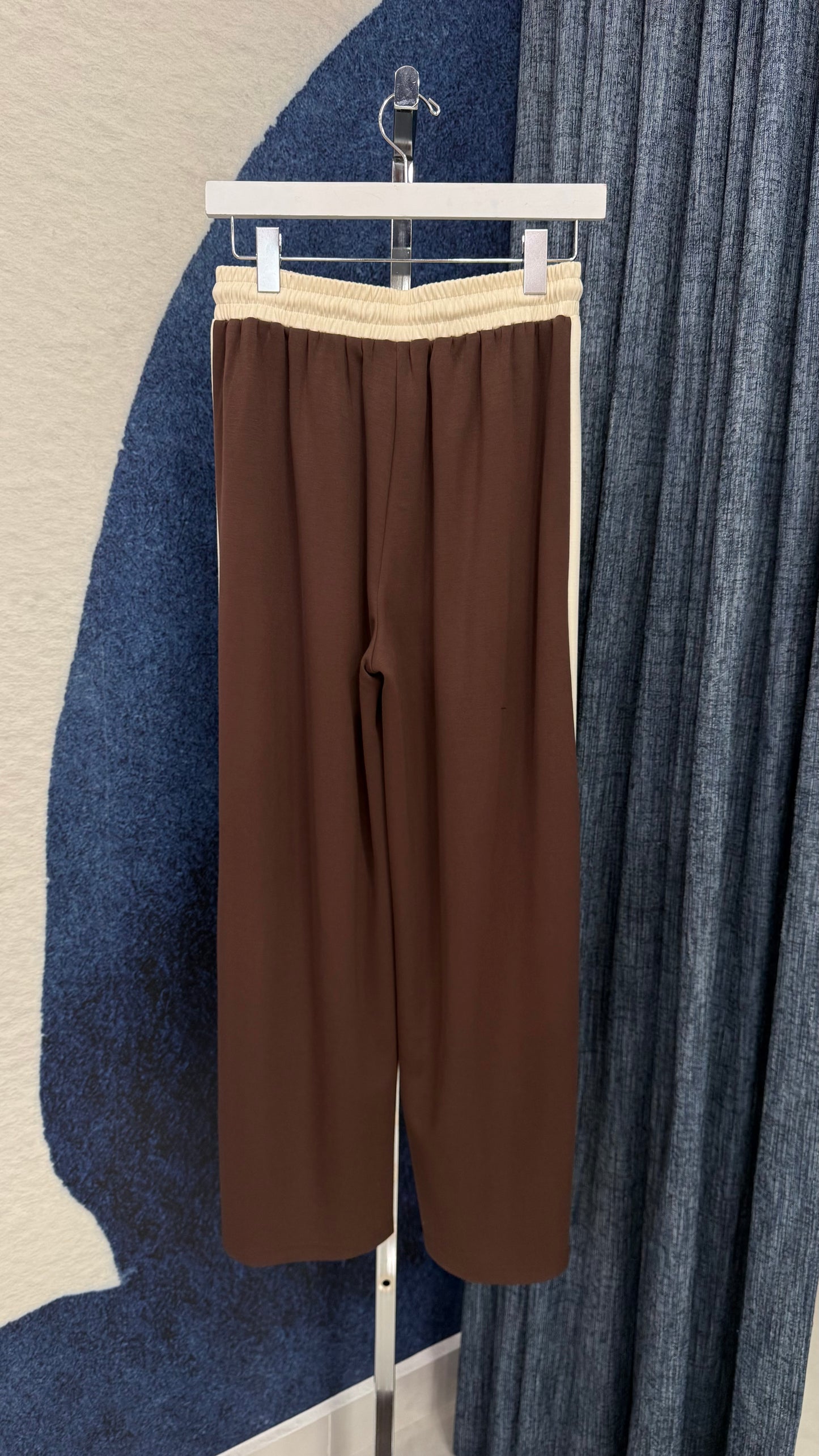 Cloud Contrast Pant Brown