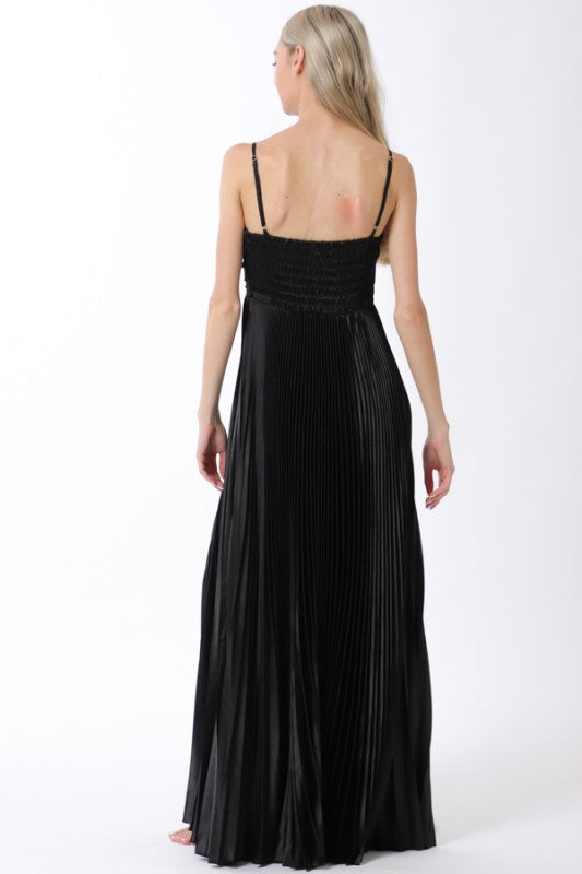 Pleated Maxi Dress Blk