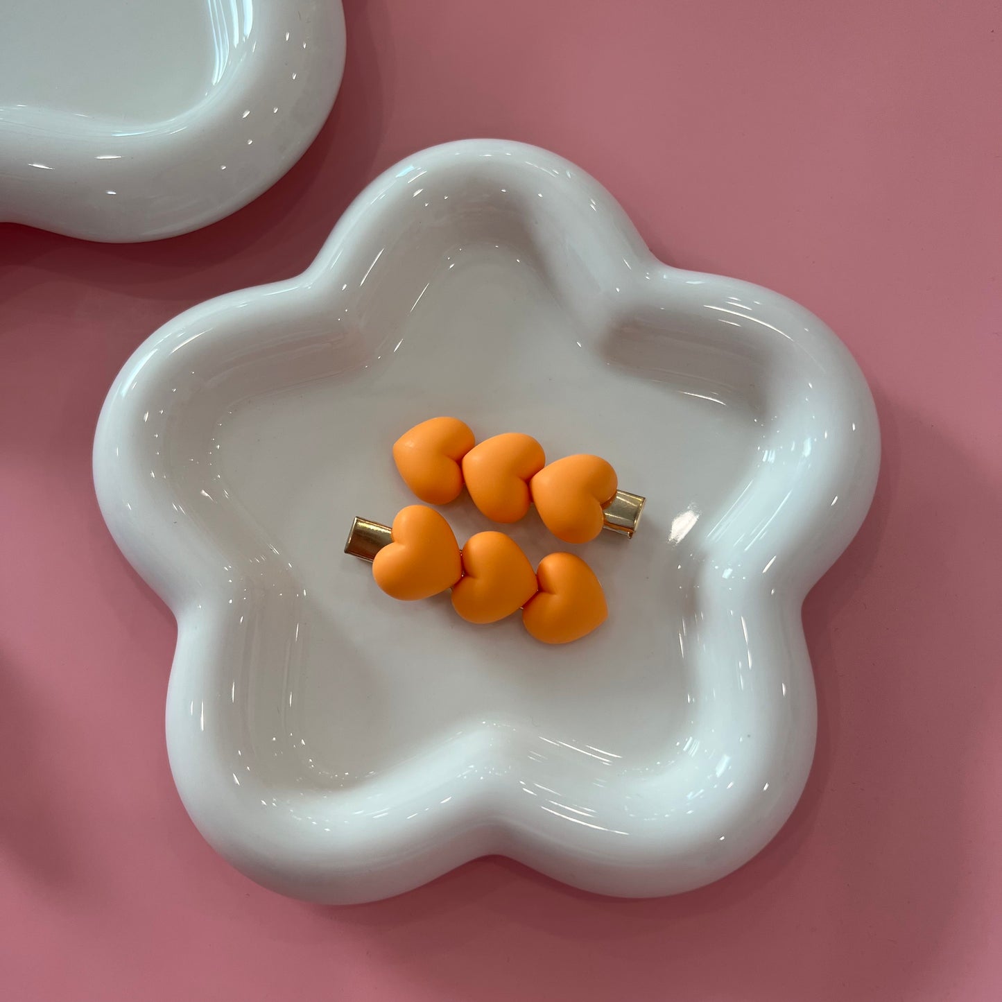 Heart Resin Clip Set Orange 2”