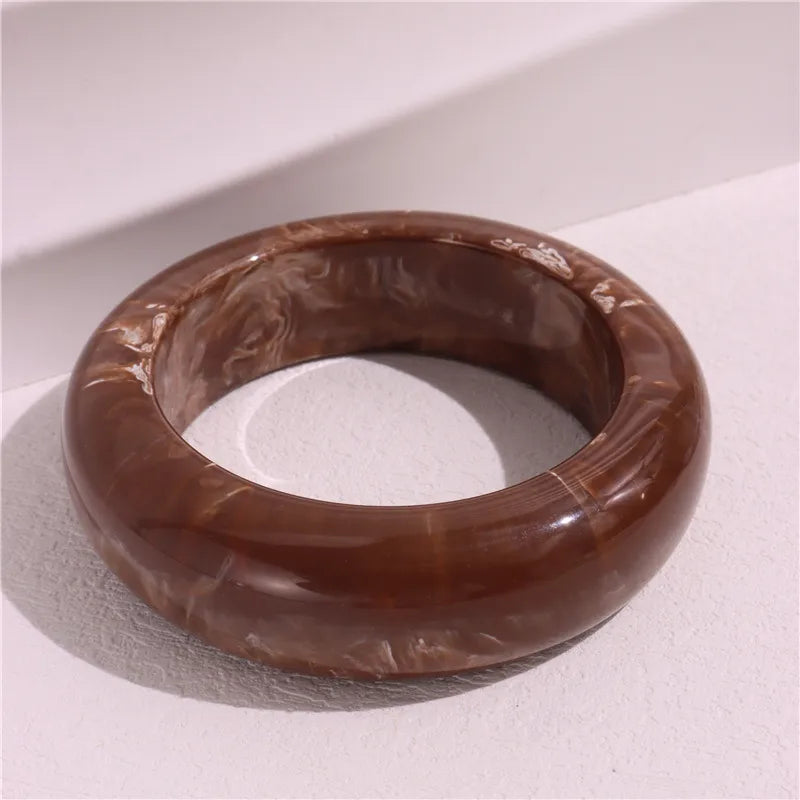 Resin Bangle Chunky Brown