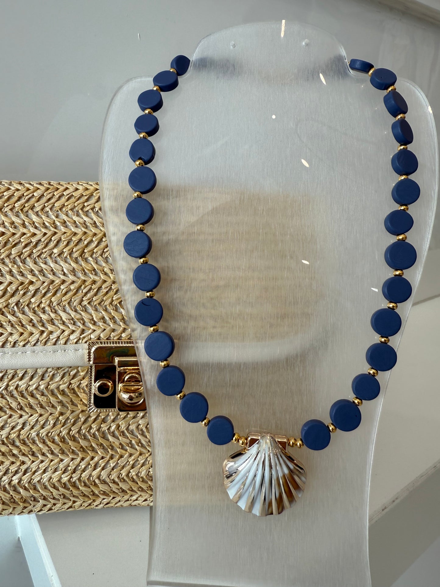 Shells Resin Necklace
