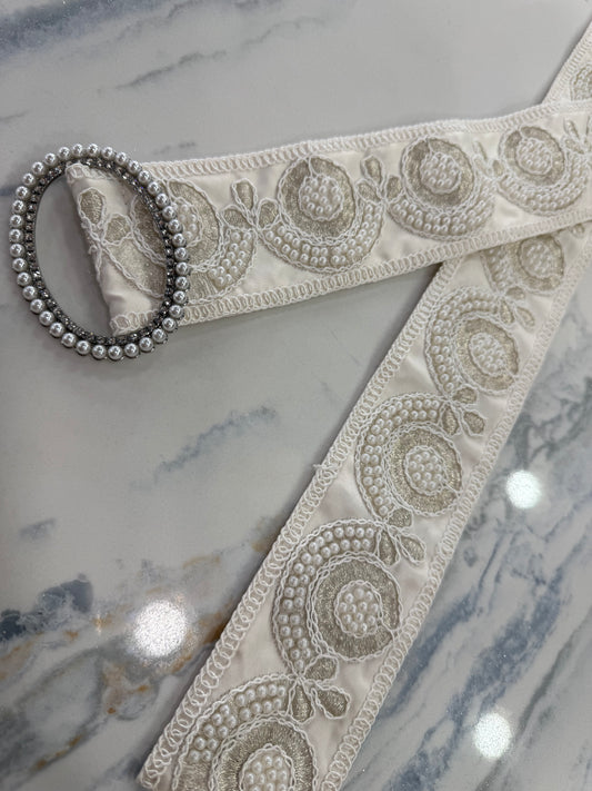 Embroidery Belt With Pearls Ivory