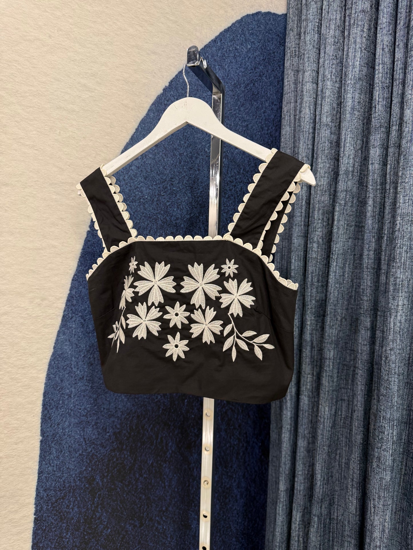 Embroidery Top & Skirt Set Black