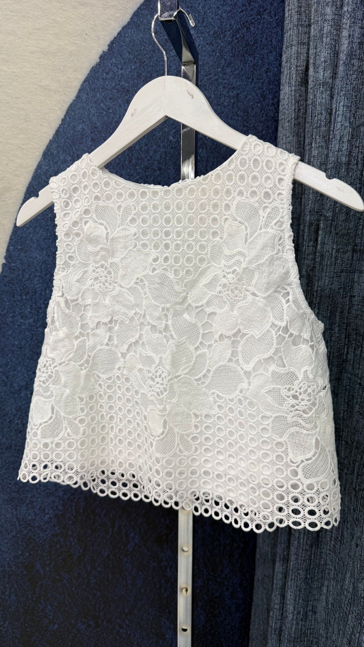 Embroidery Top White