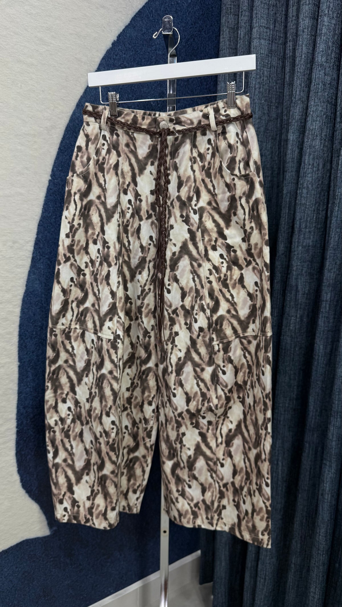 Printed Barrel Denim Pant