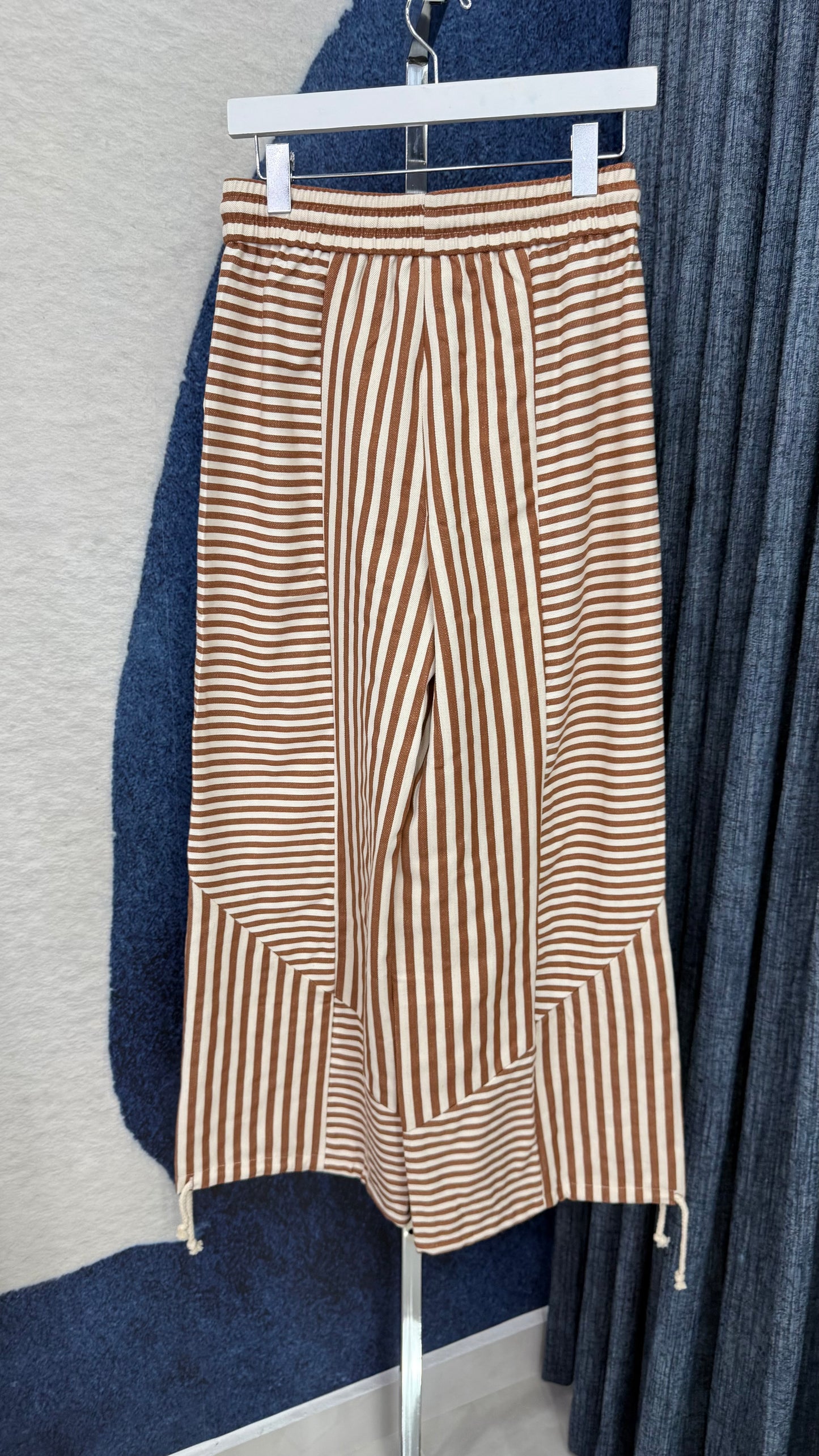 Mineral Stripe Pant With Drawstring Leg Camel