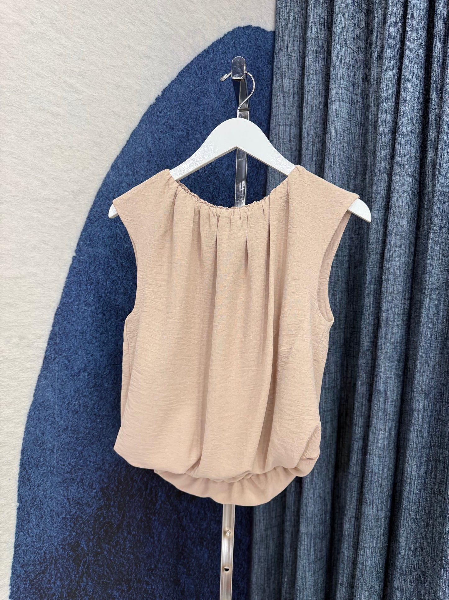 Bubble Elastic Waist Top
