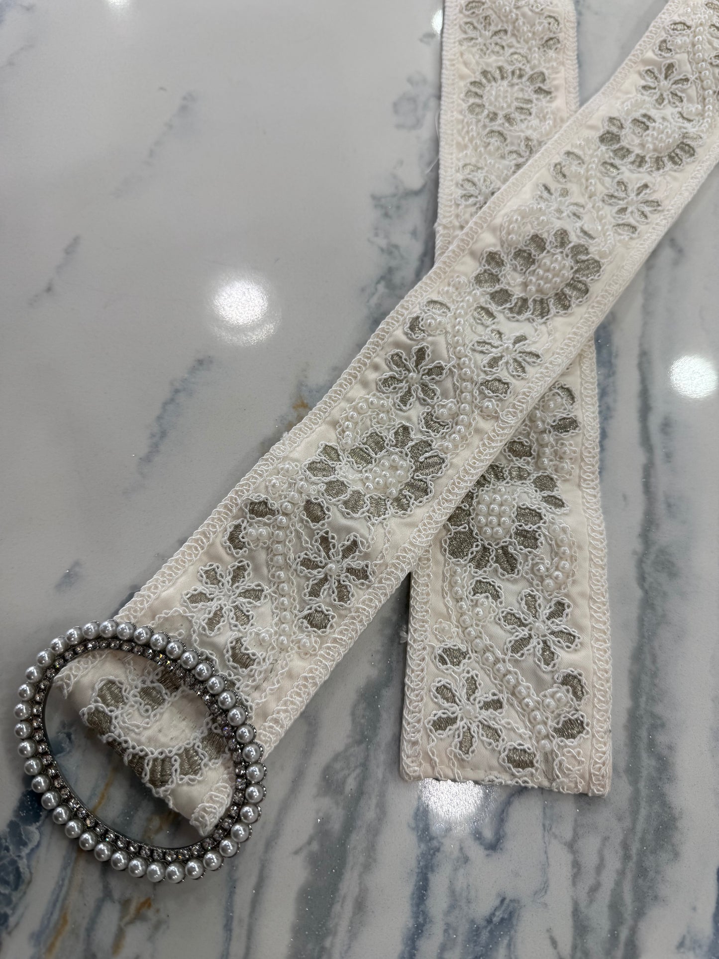 Embroidery Belt With Pearls