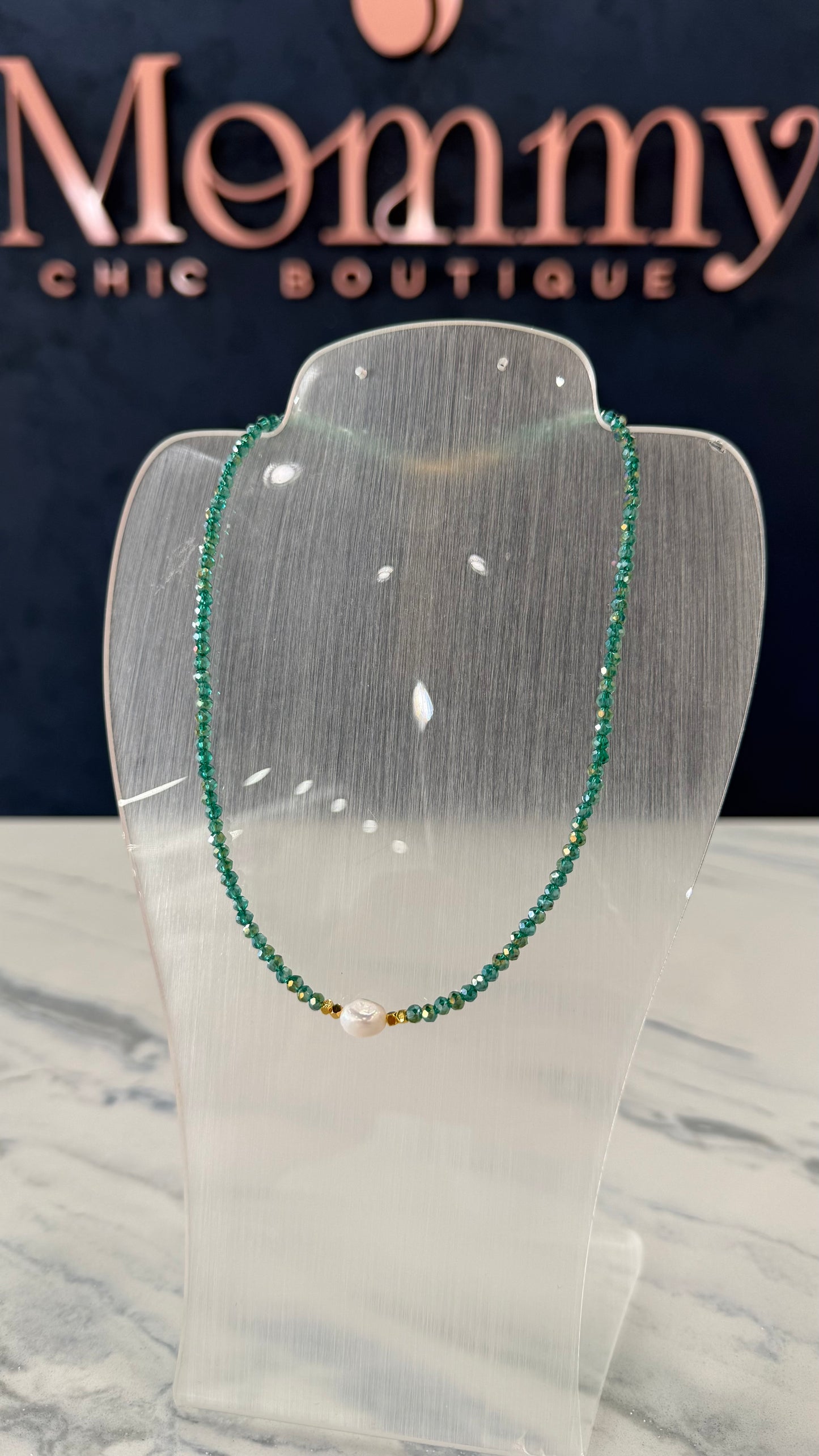 Beaded Necklace With Pearl
