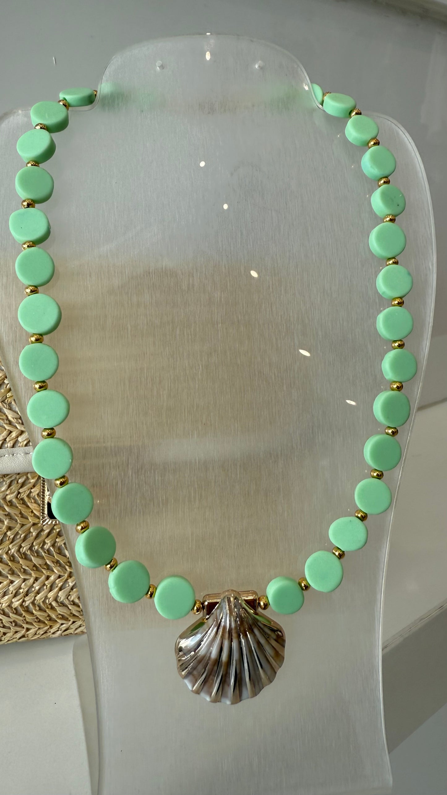 Shells Resin Necklace