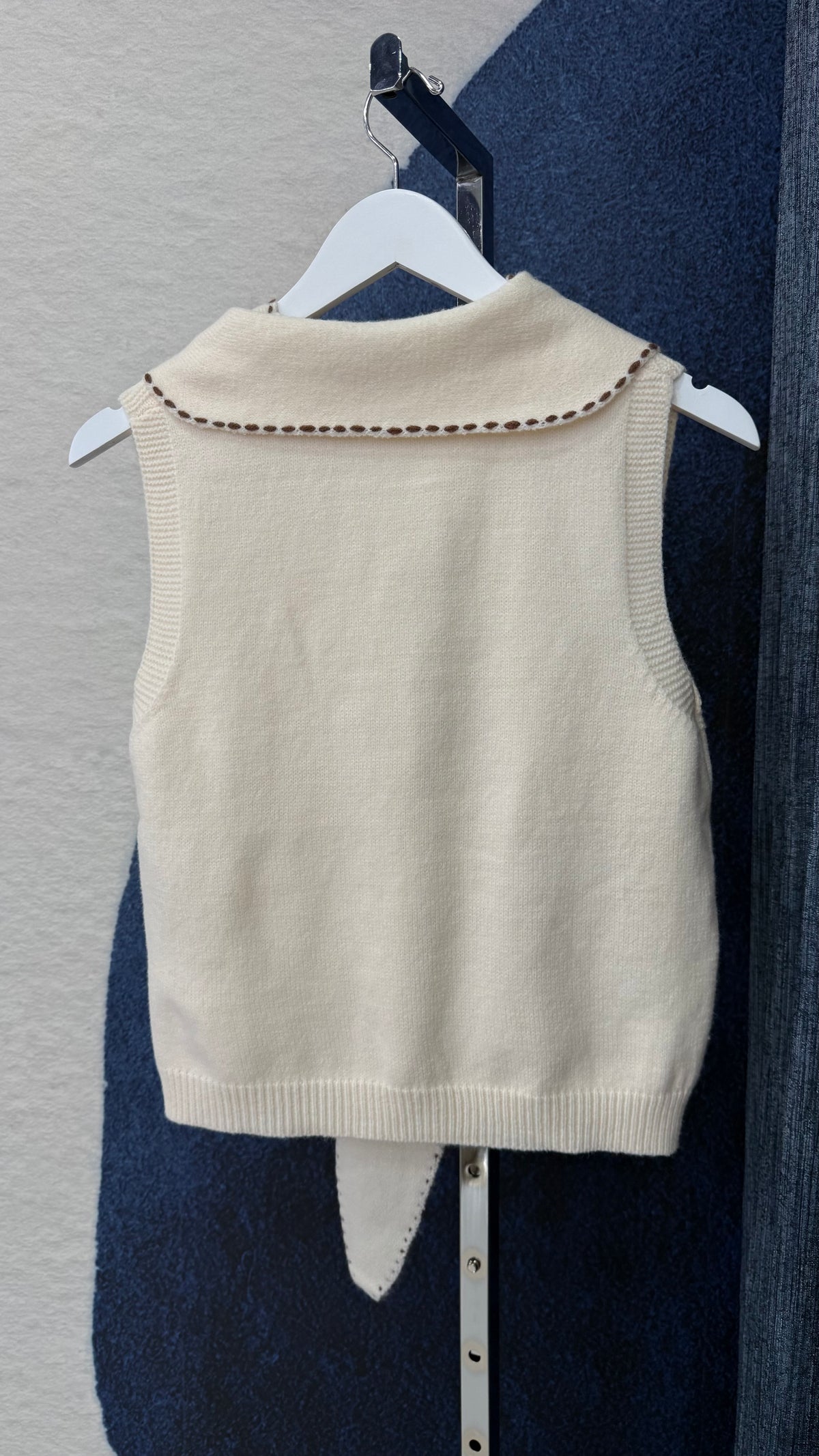 Sleeveless Sweater Trim Top Ivory