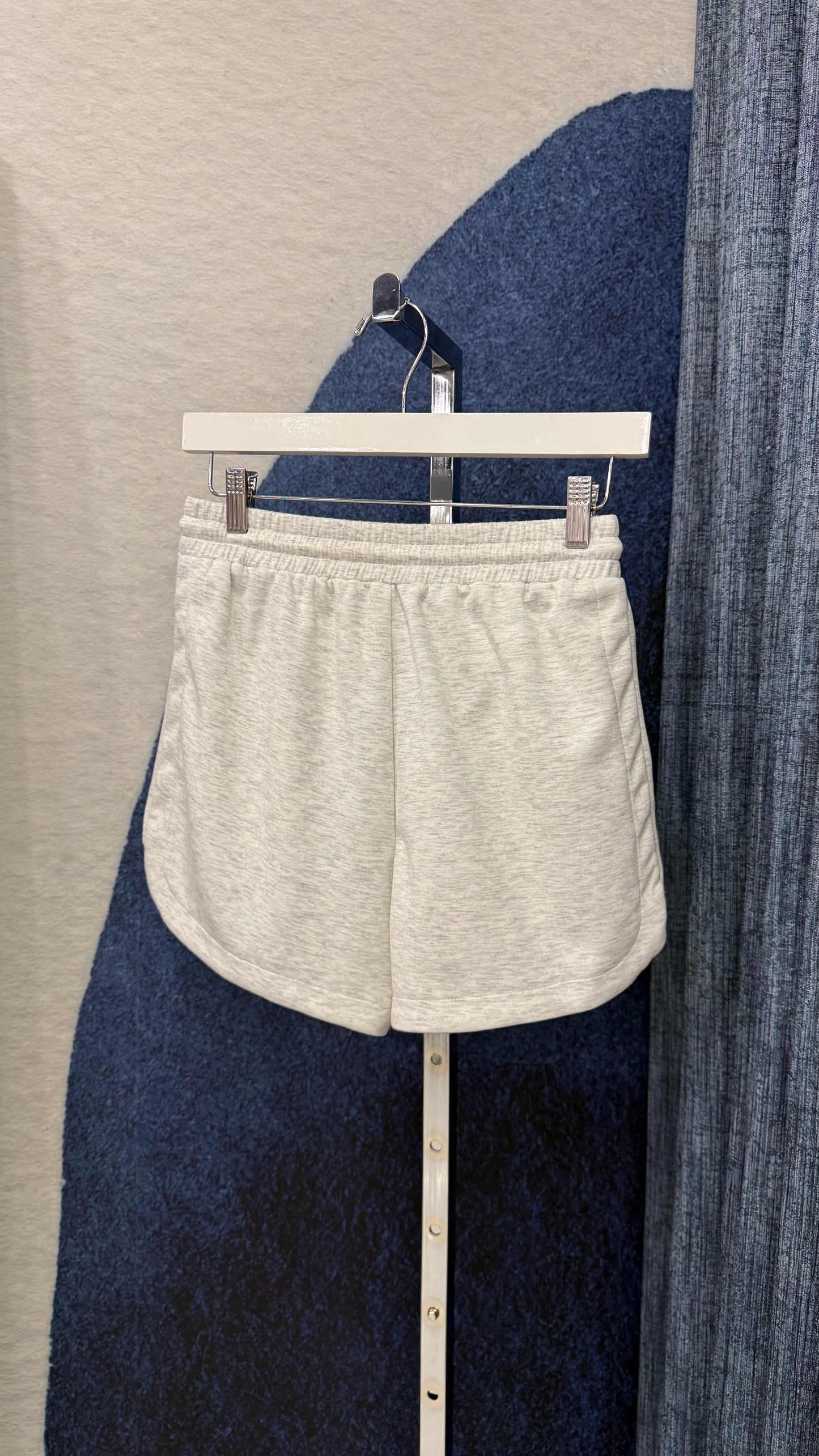 Sweatshirt & Short Set Light Gray