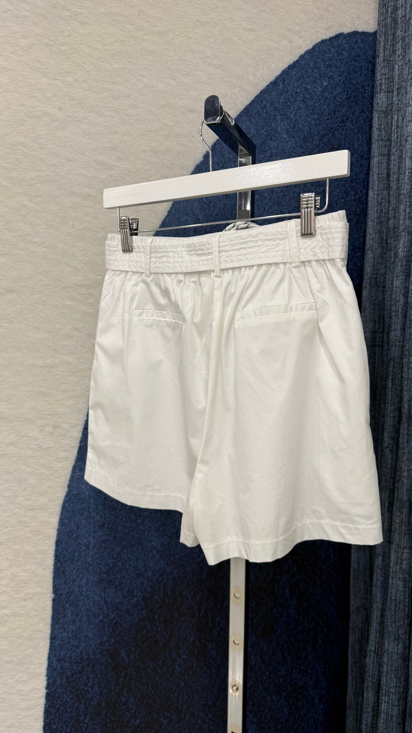 Rope Belt Pleated Short White