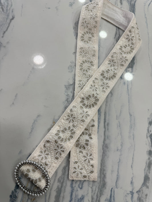 Embroidery Belt With Pearls