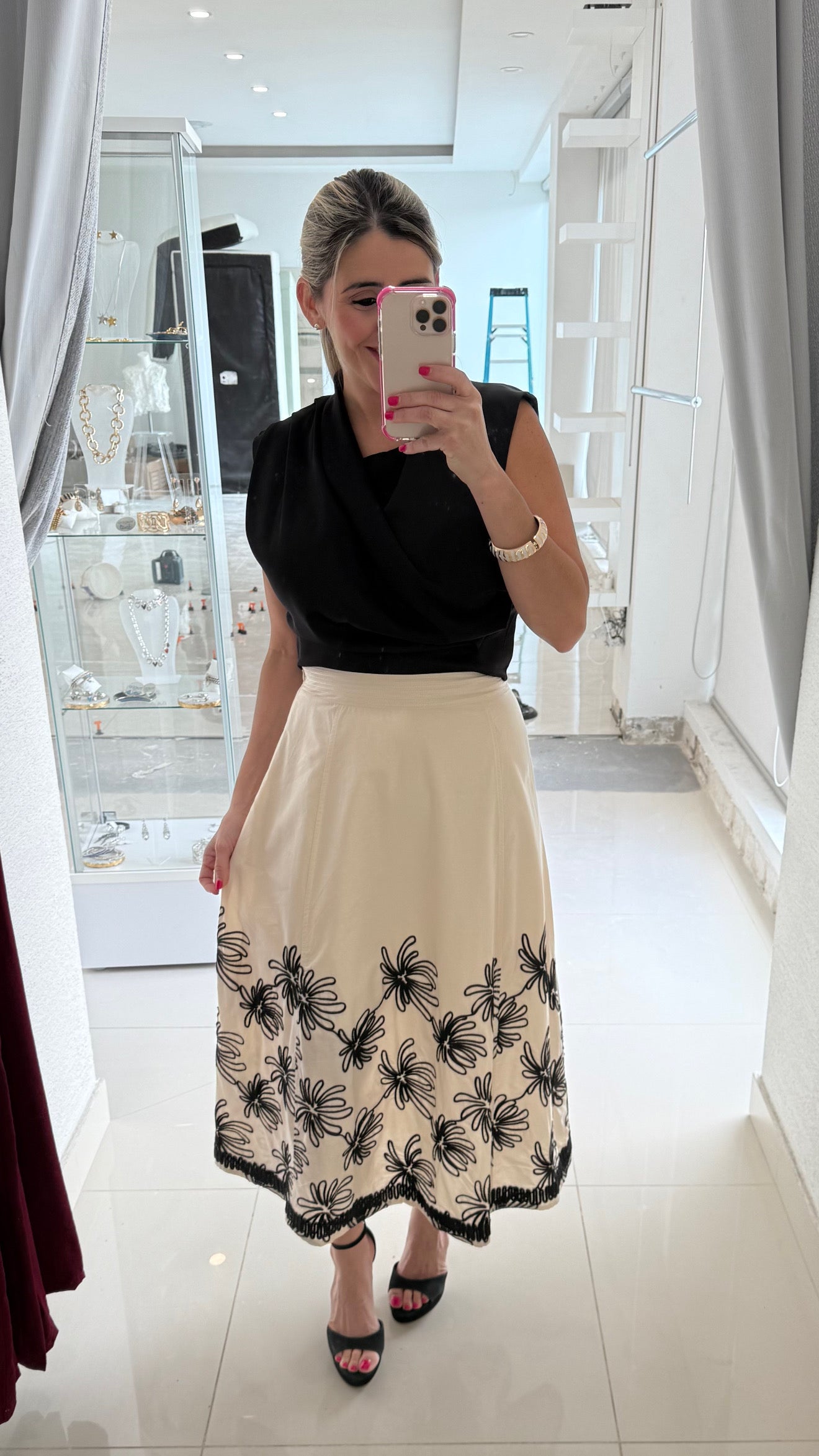 Embroidery Midi Skirt Beige