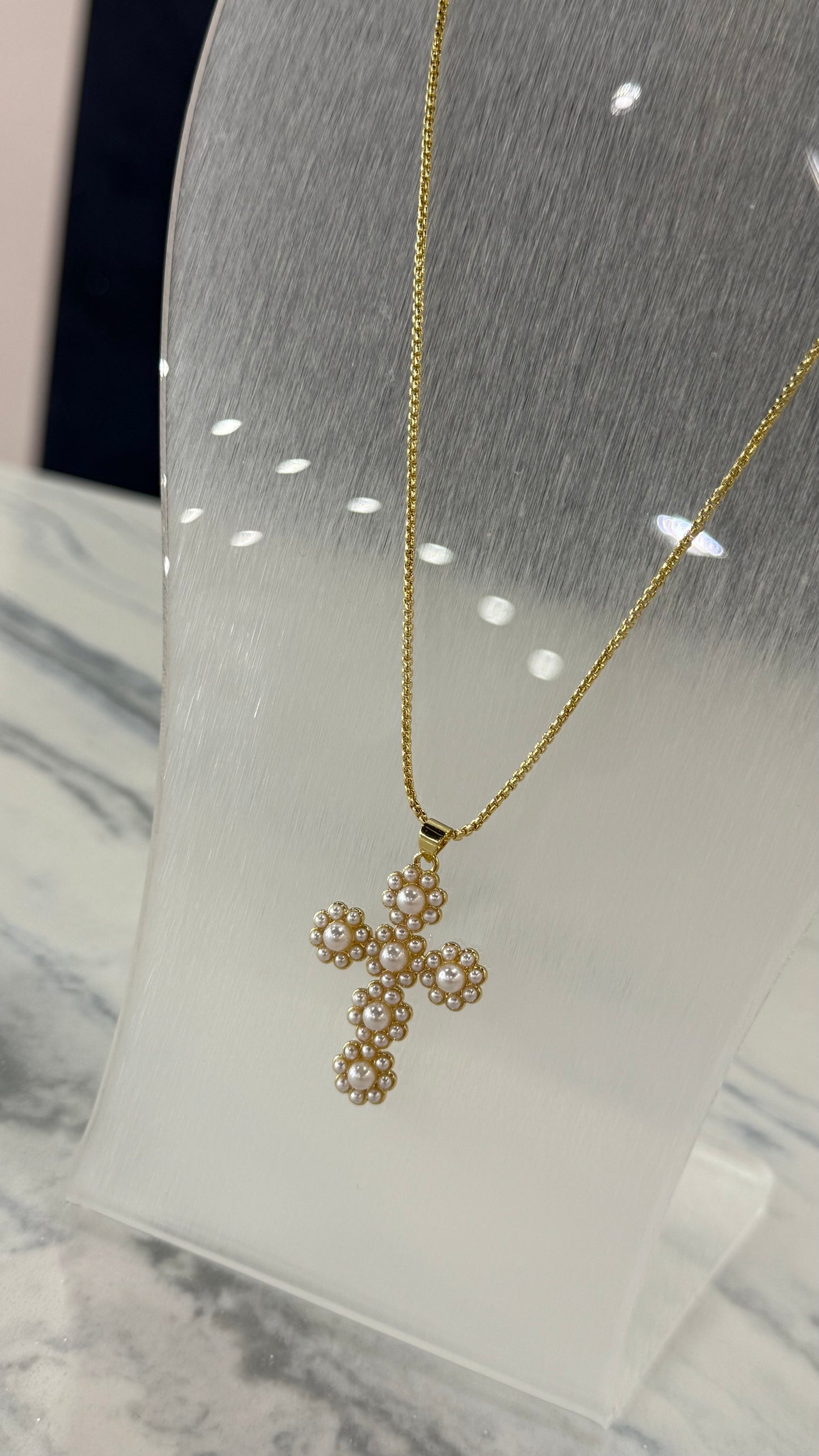 Special Pearl Cross