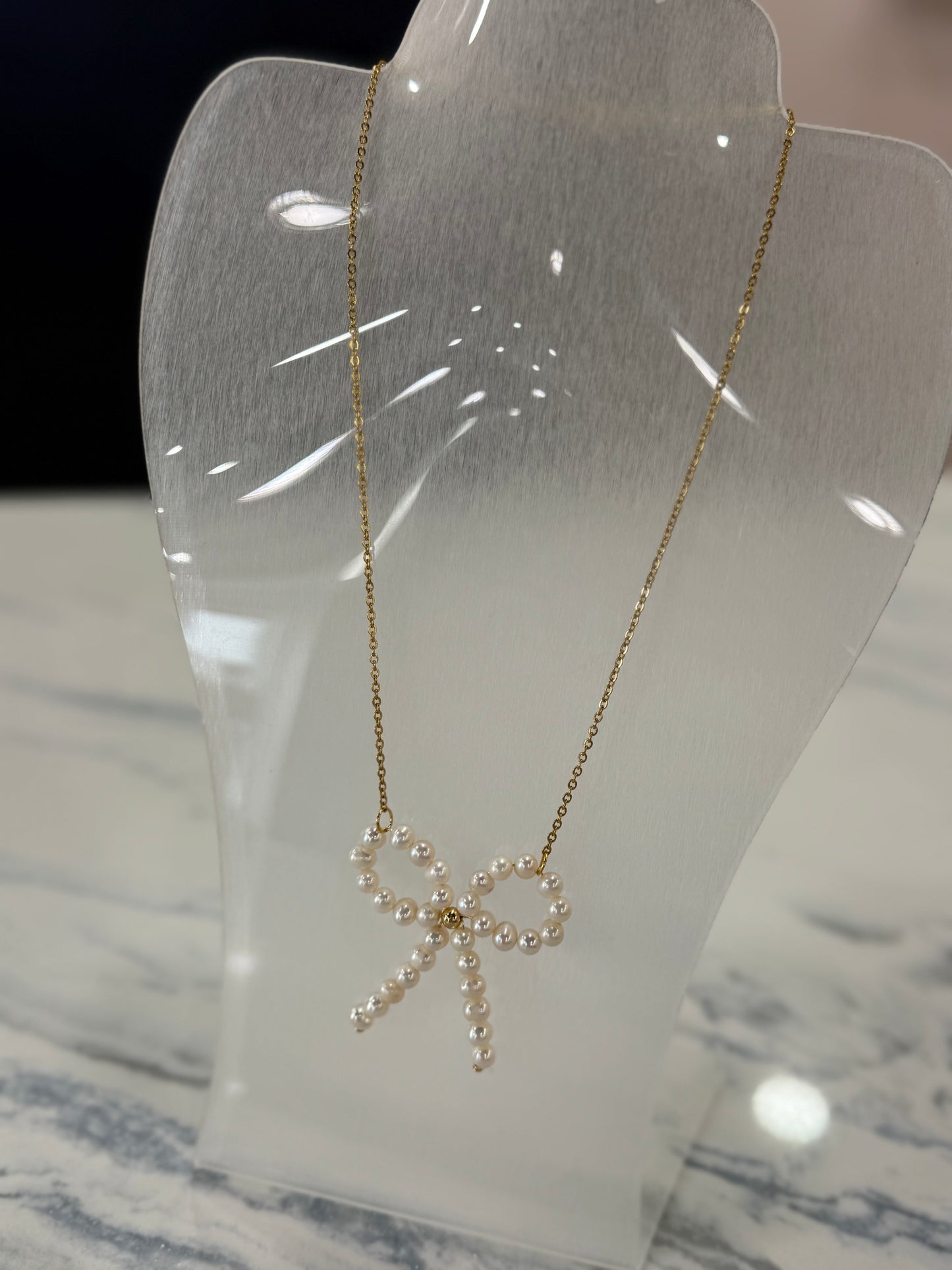 Custom Pearls Bow Necklace