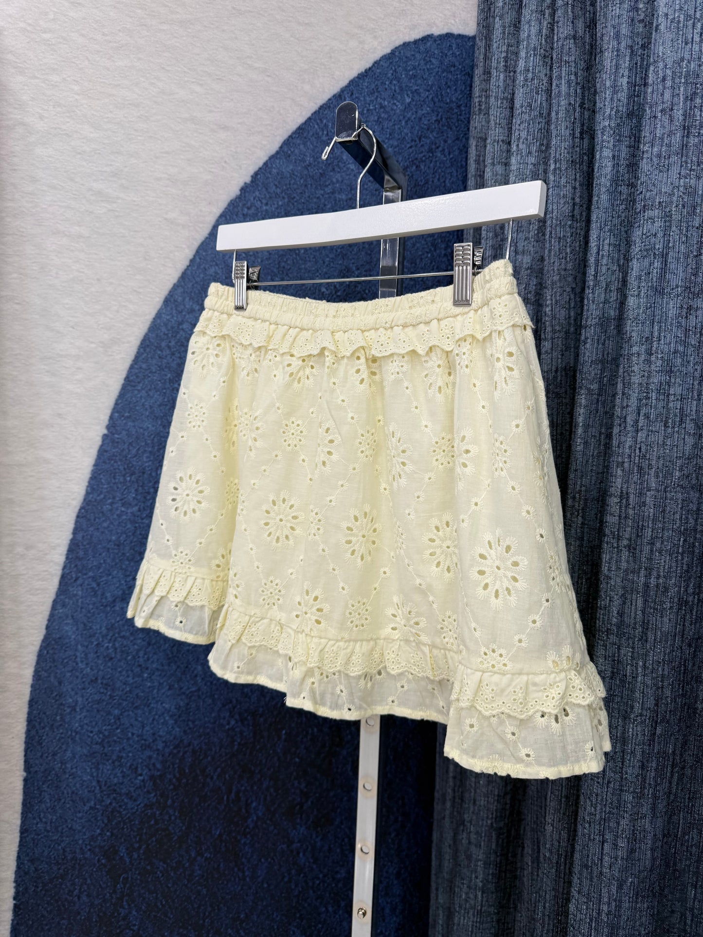 Eyelet Skort Butter Yellow