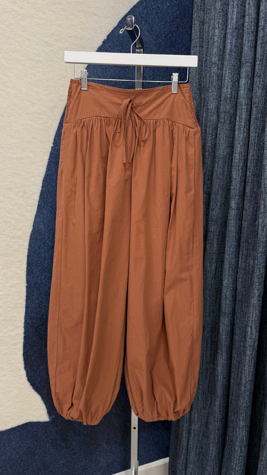 Balloon Leg Cotton Pant Mocha