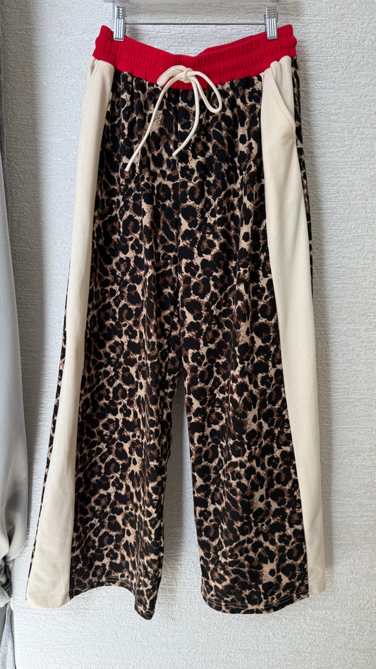 PRE ORDER 8.8.25 Animal Print W/Contrast Pant