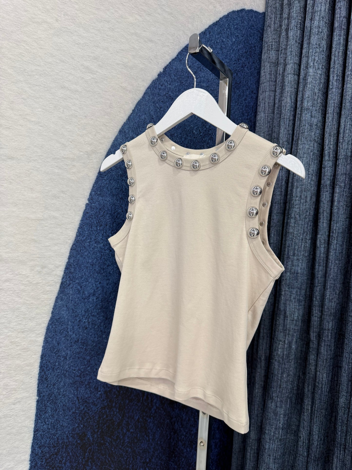 Studded Ball Top Tank Light Stone