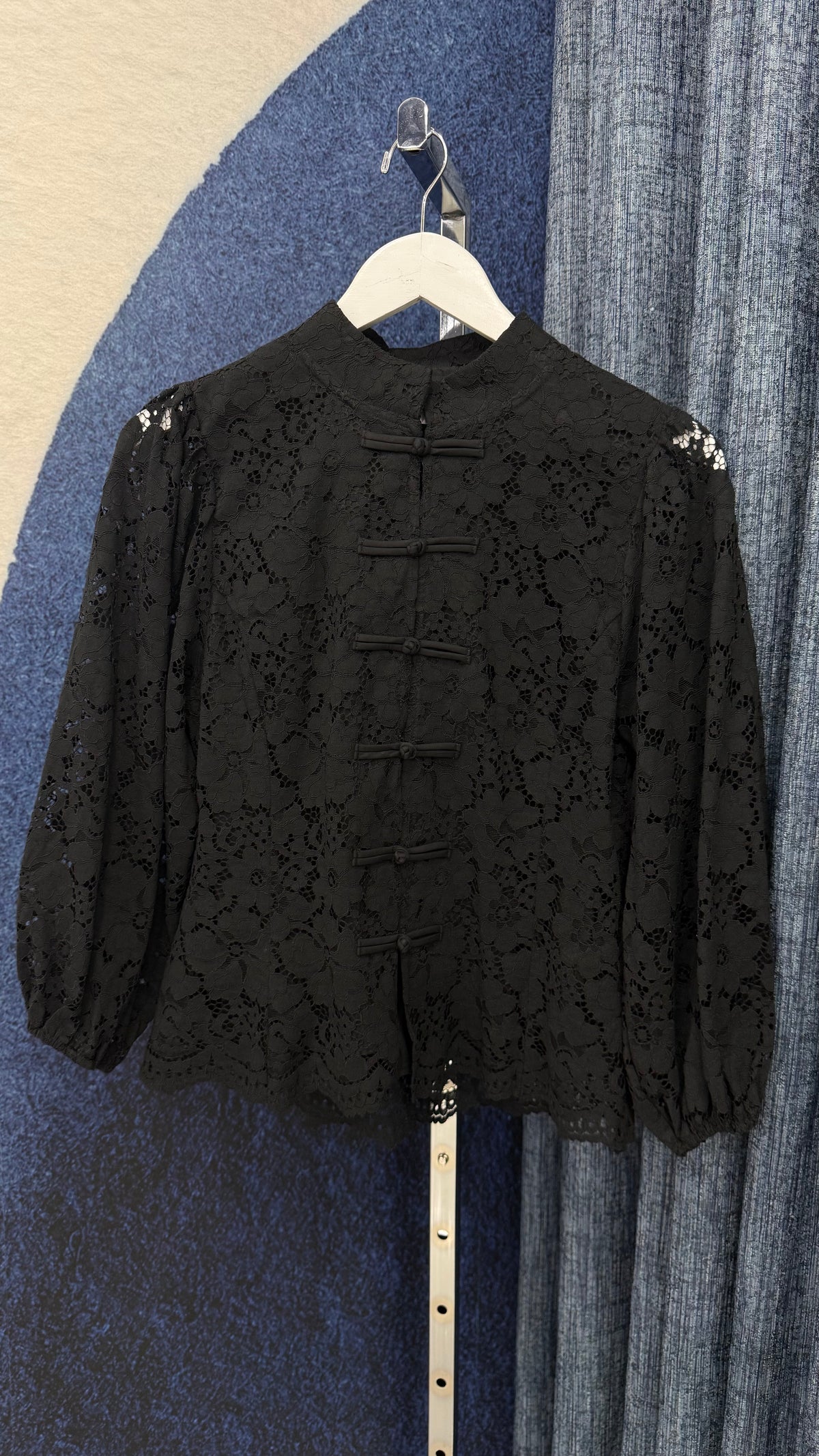 3/4” Sleeve Mandarín Top Black