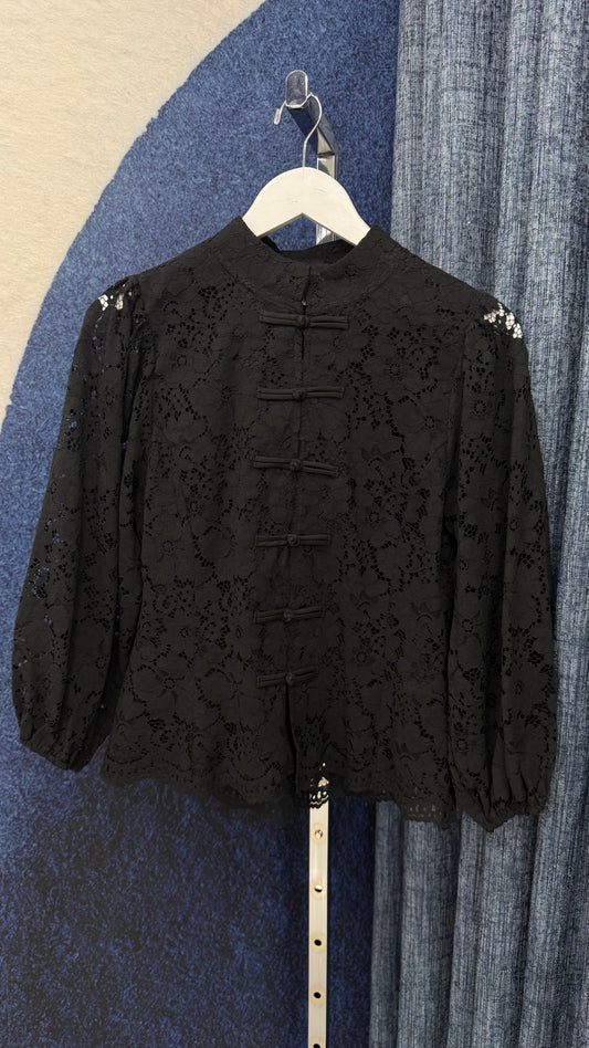 3/4” Sleeve Mandarín Top Black