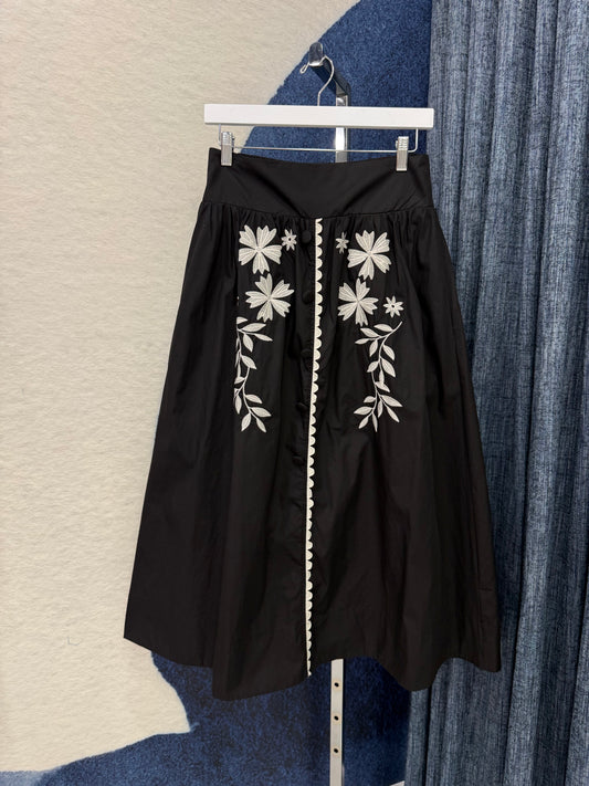 Embroidery Top & Skirt Set Black