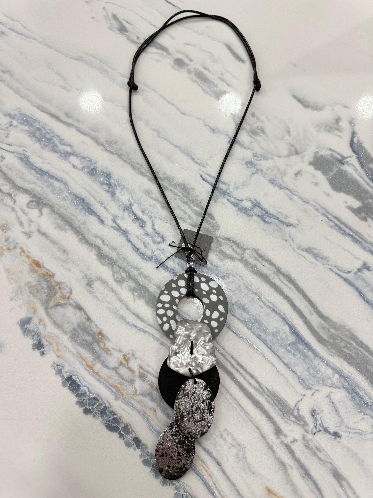 Artisanal Necklace Gray