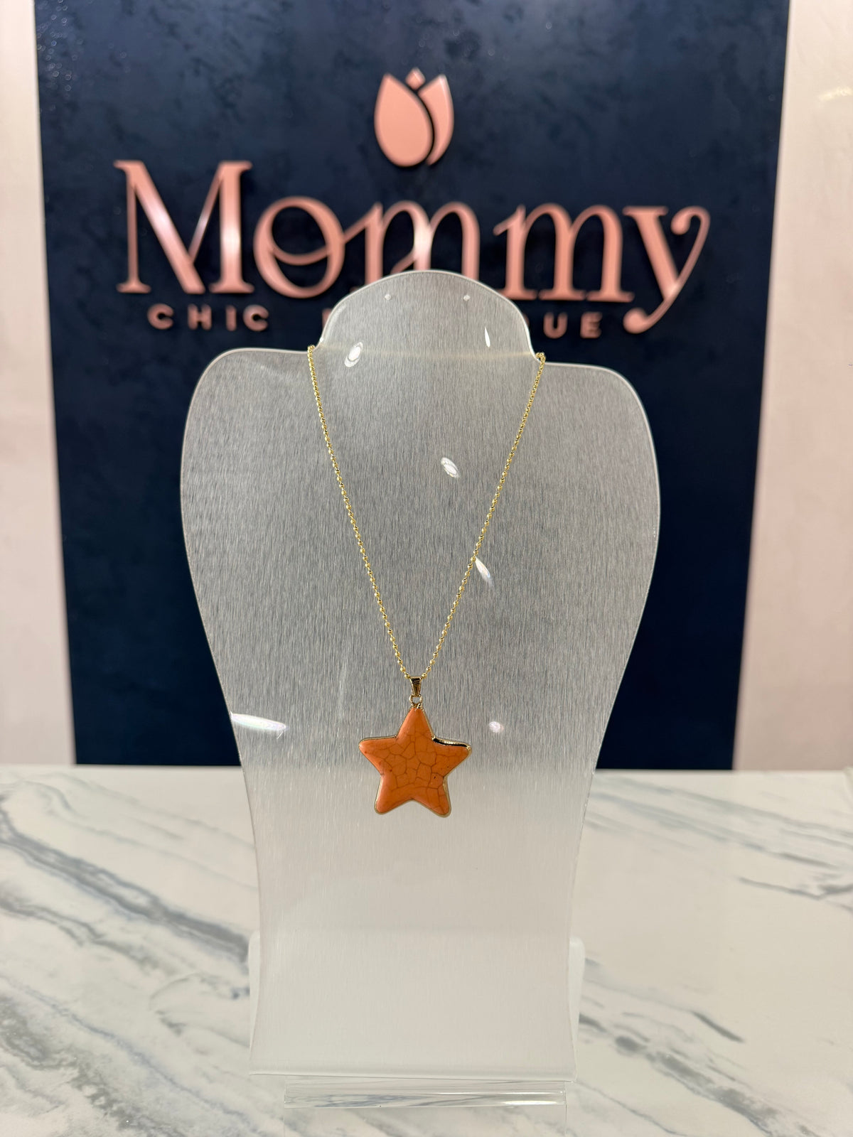 Mable Star Necklace 16”