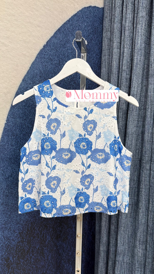 Embroidery Flower Top White / Blue