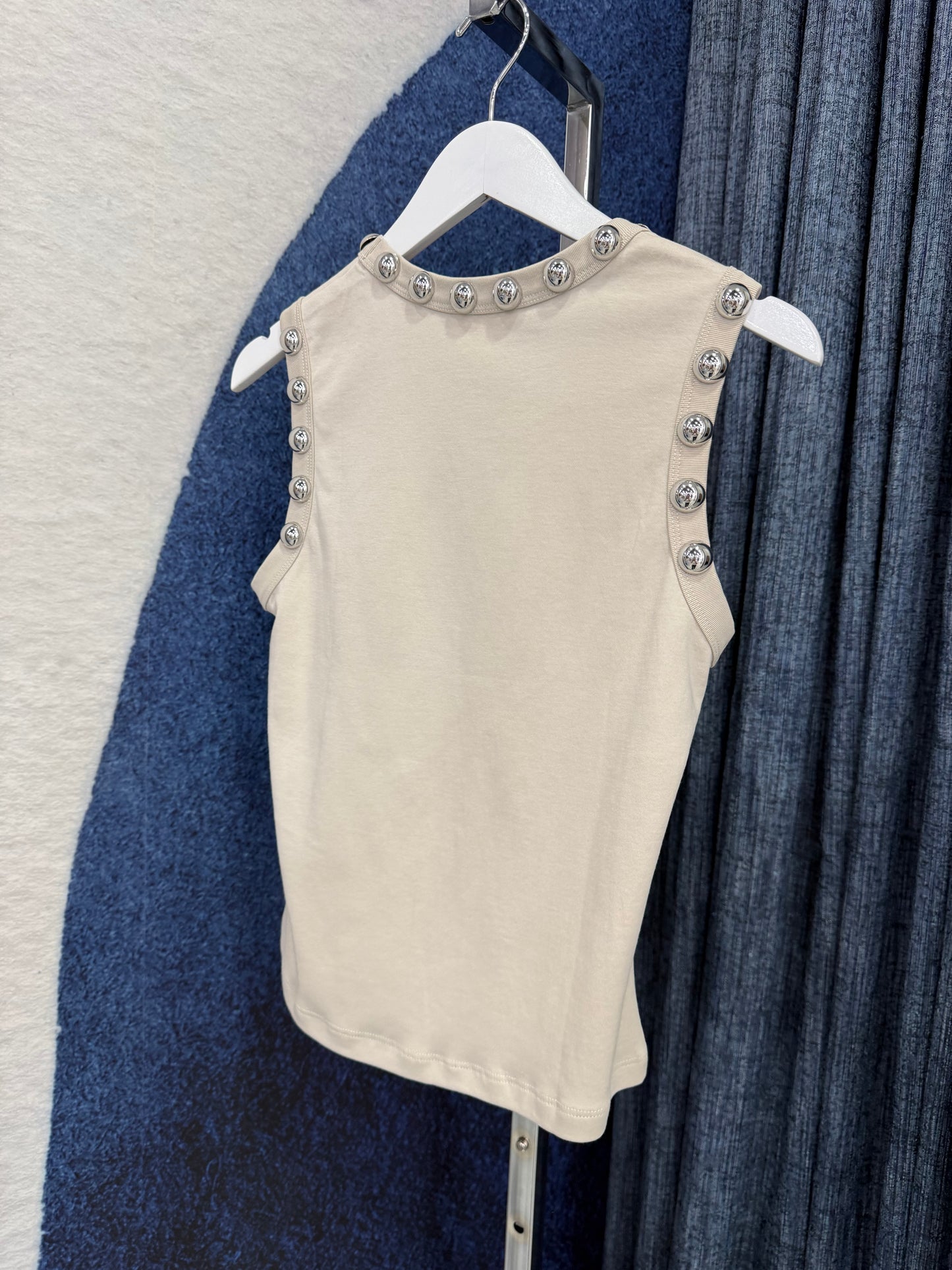 Studded Ball Top Tank Light Stone