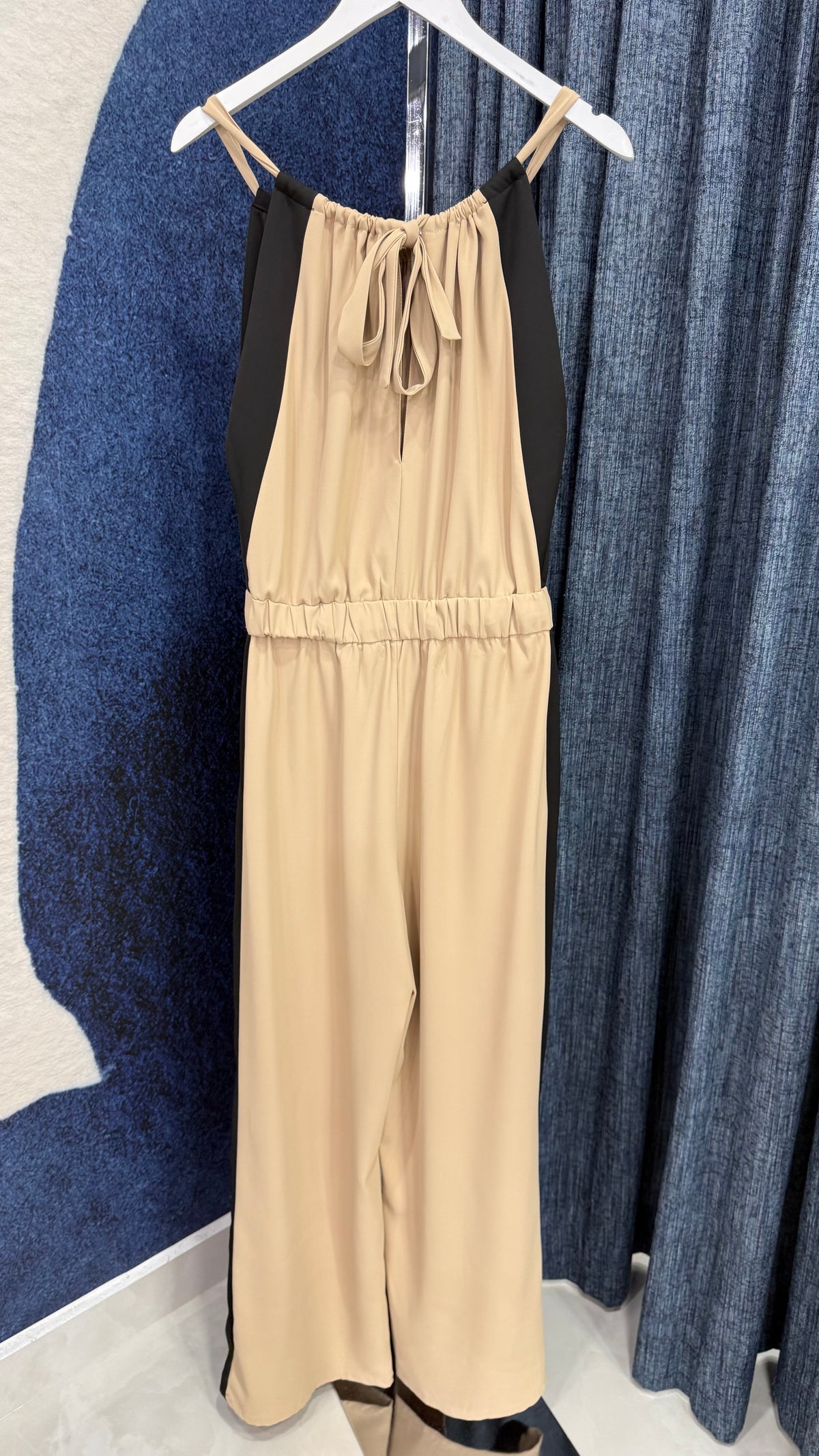 Contrast Jumpsuit Taupe / Black