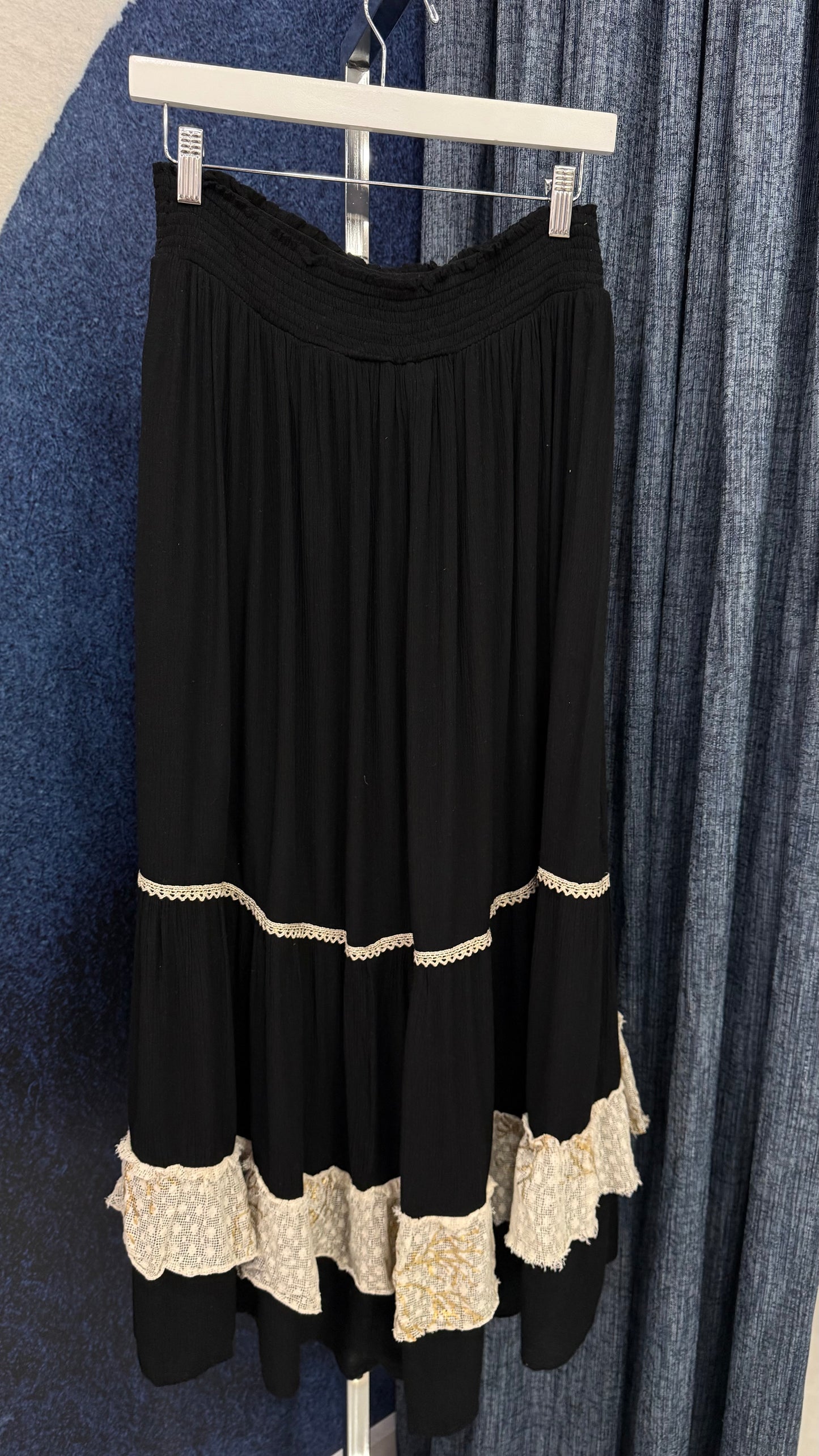 Maxi Skirt With Crochet Ruffle Black