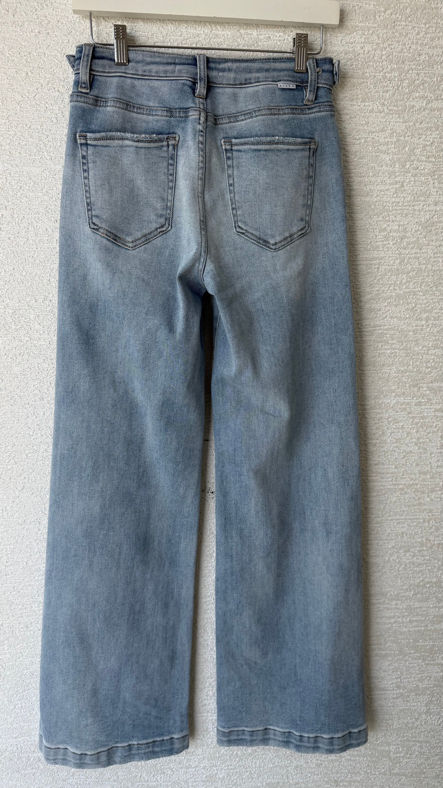 High Rise / Wide Leg Jeans