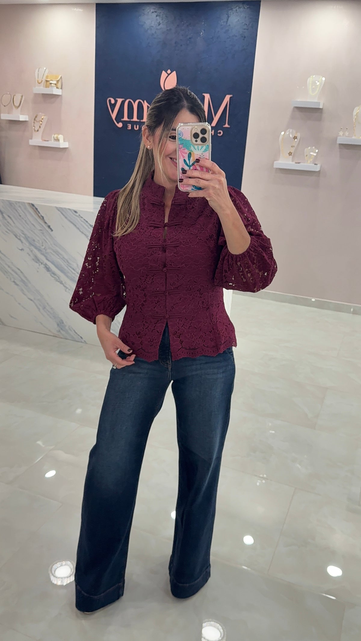 3/4” Sleeve Mandarín Top Burgundy