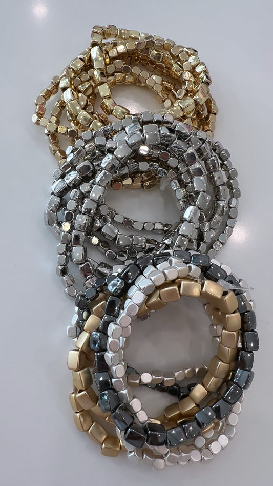 Metallic Bead Bracelet Set (7)