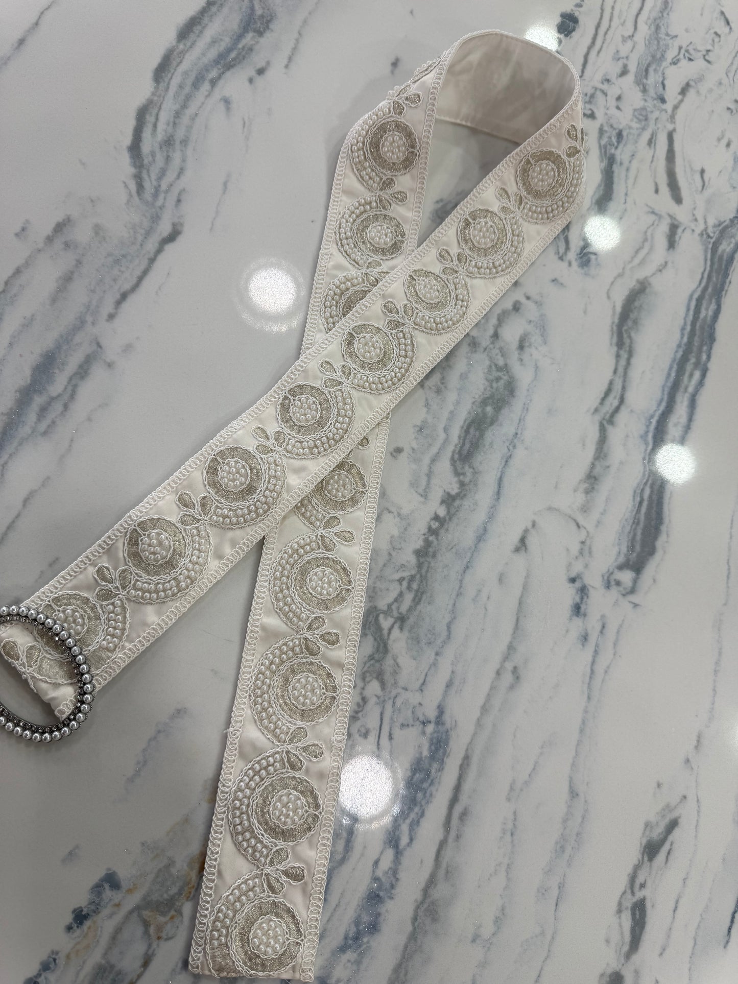 Embroidery Belt With Pearls Ivory