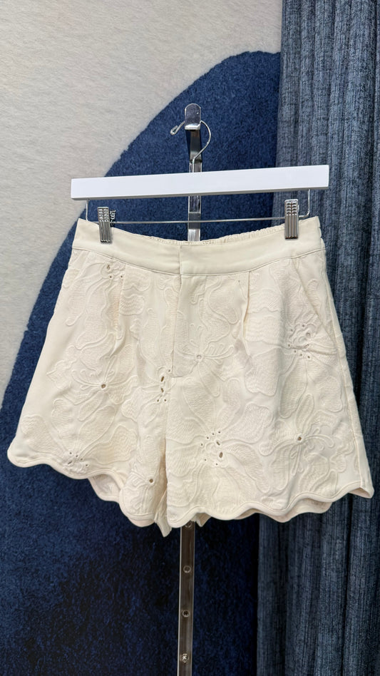 Embroidery Denim Short Cream