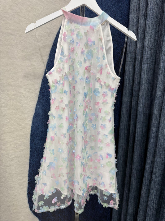 3D Flower Dress ( Corre Pequeño )