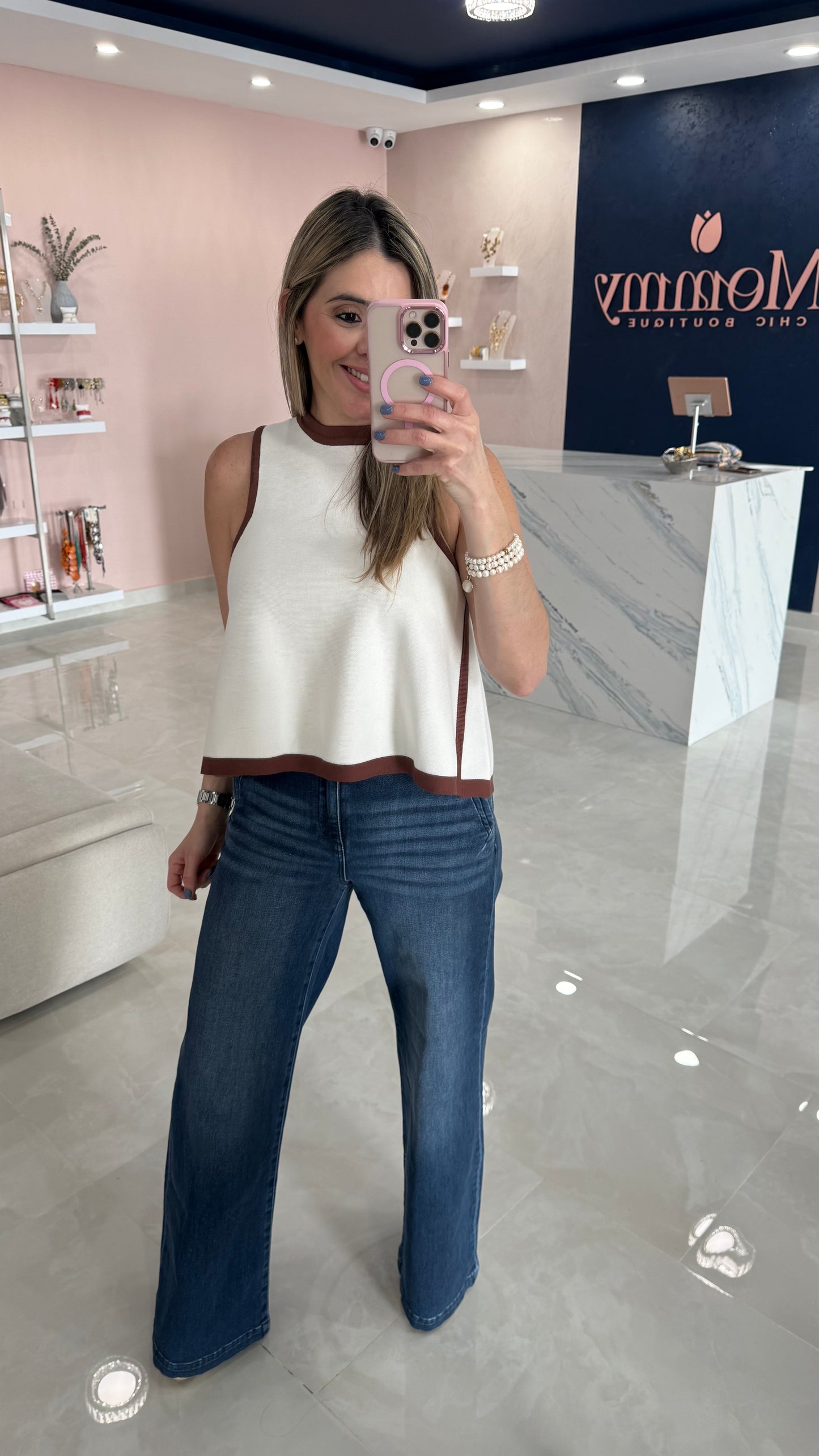 Sleeveless Contrast Top White / Coconut