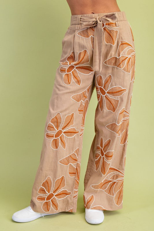 Embroidery Camel Pant